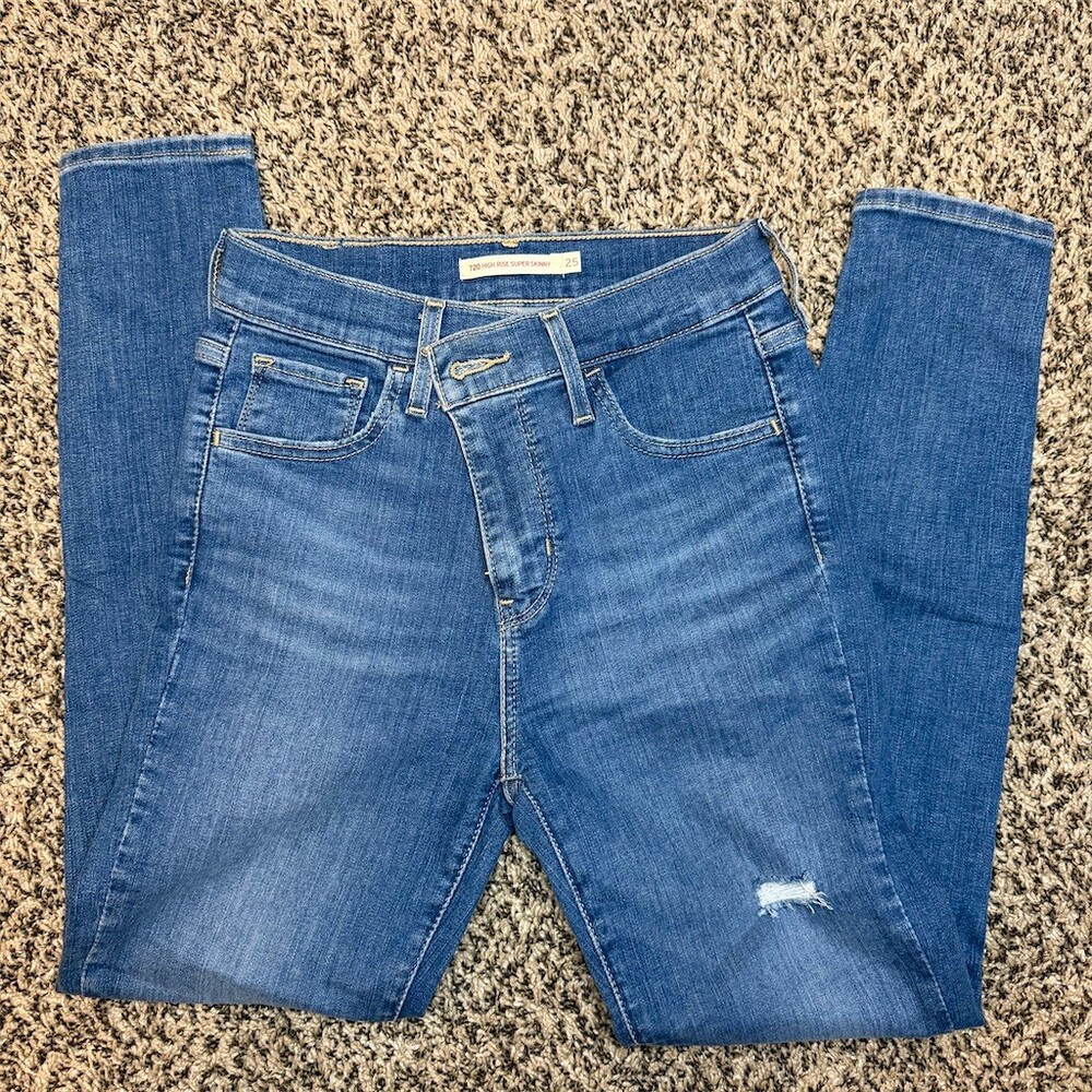Levi's 720 High Rise Super Skinny Jeans